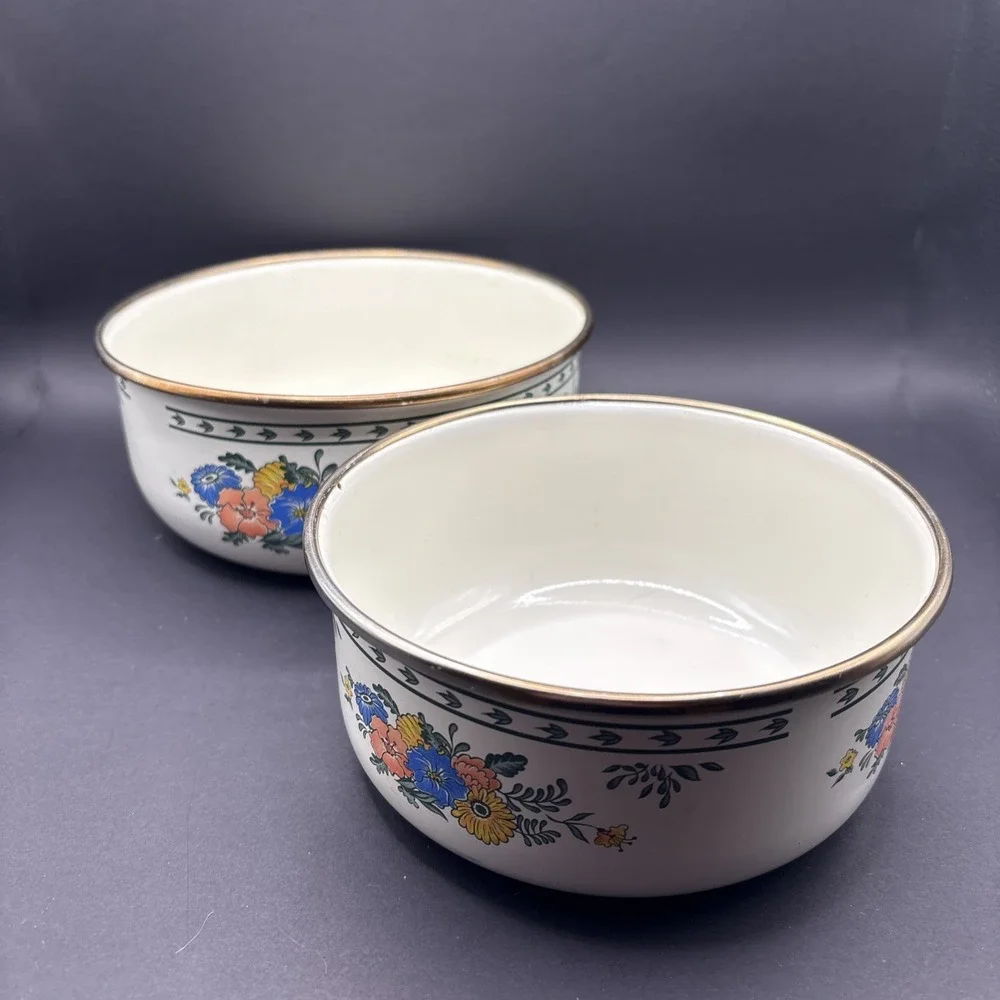 VINTAGE 1983 M. Kamenstein Floral Enamel Nesting Bowls Set of 2 Old Amsterdam